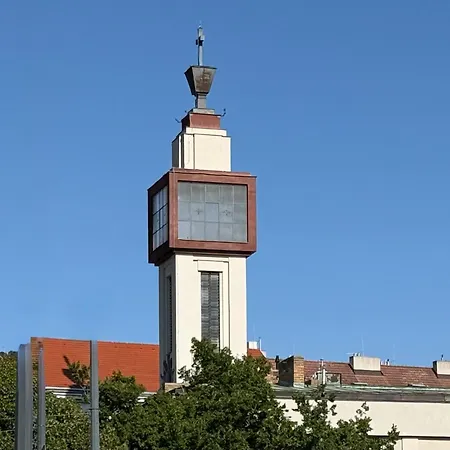Apartman Vrsovice Square View *