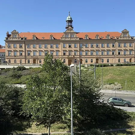 Vrsovice Square View