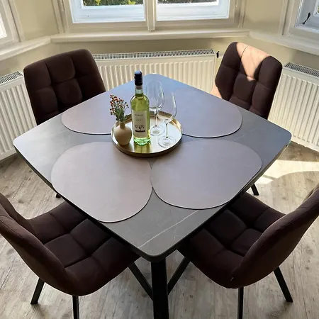 Apartman Vrsovice Square View Prága